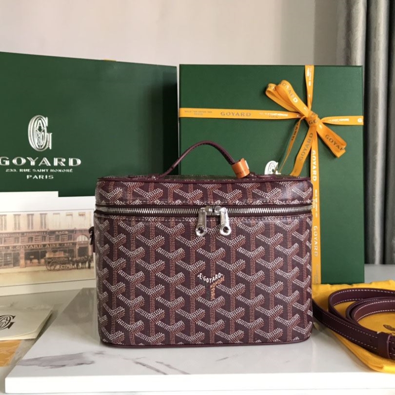Go*ard cosmetic bags